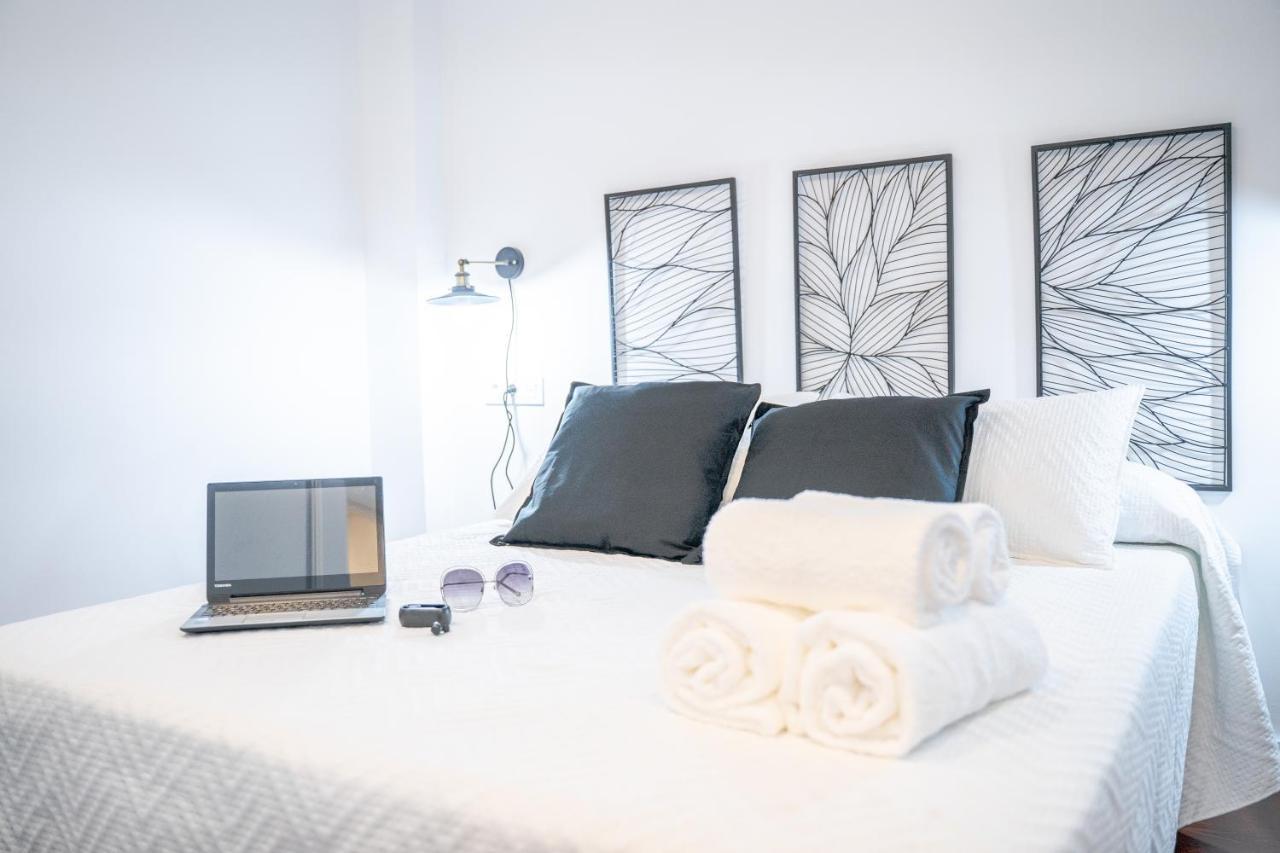 Expoholidays-Apartamentos Almeria Centro Parking Gratis Esterno foto